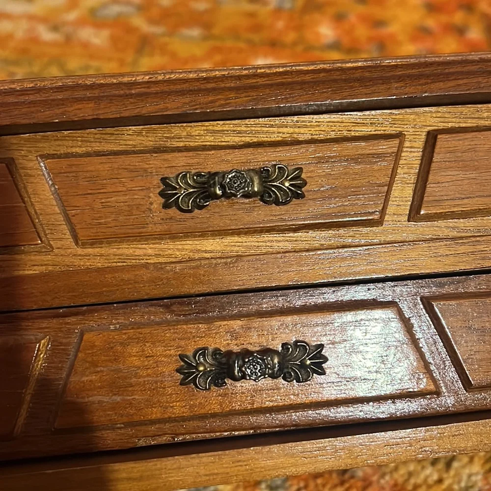 N/A brown wooden